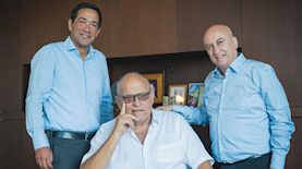 קבוצת מדנס, צילום: צילום: אילן ספירא